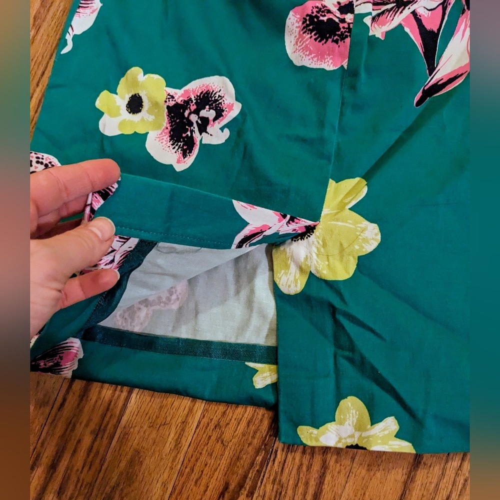 J. Crew Tropical Floral The Pencil Skirt sz 8 - Picture 5 of 11